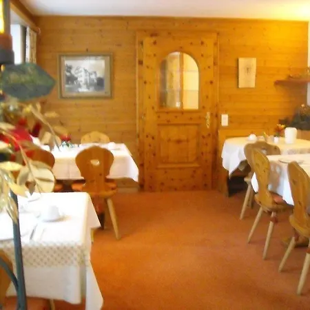 Hotel Garni Ursalina 2*